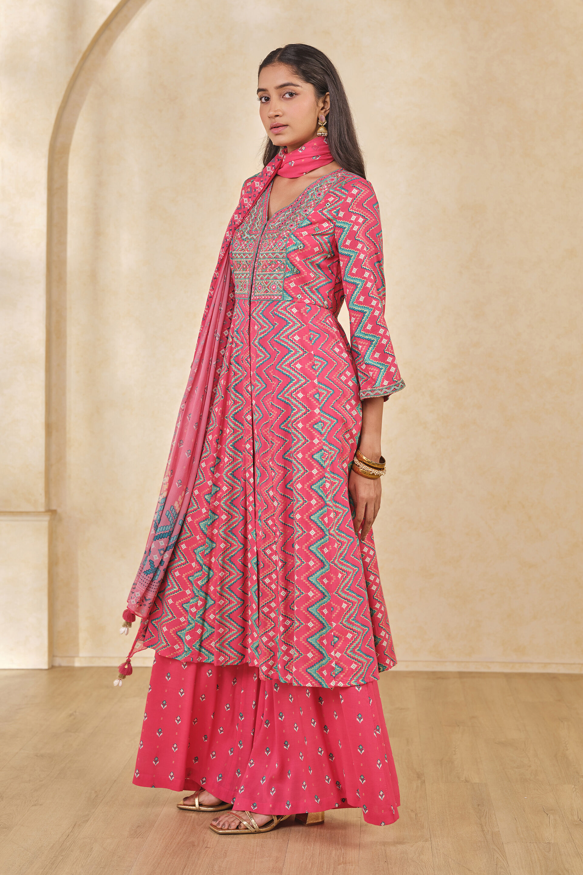 Fitoor Kurta Set, Pink, image 3